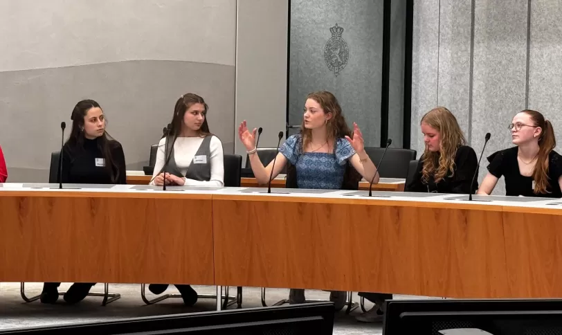 Jongerenparticipatieproject Moving Democracy Online 2.0