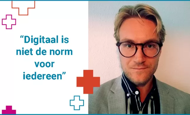 Portretfoto van Alexander Smit aan de rechterkant, aan de linkerkant staan plusjes (sommige gevuld met kleur, sommige alleen met omlijning) met in het midden een quote: "Digitaal is niet de norm voor iedereen"